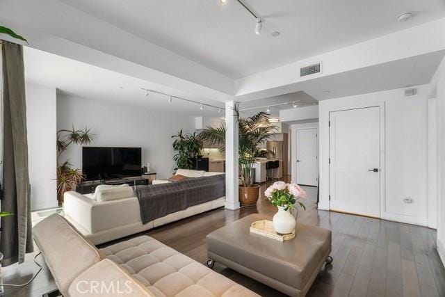 1817 Prosser Ave Unit 503, Los Angeles, CA 90025 - photo 9