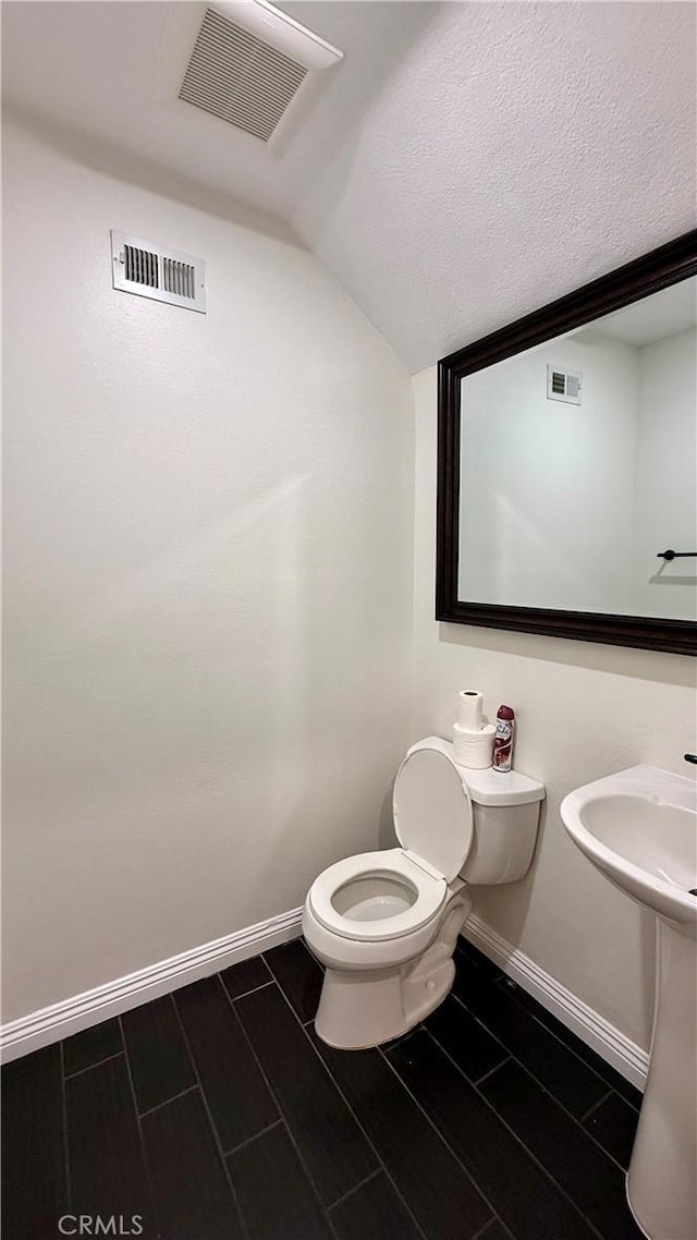 28786 Shadow Valley Ln, Saugus, CA 91390 - photo 14