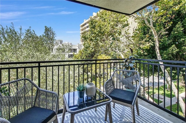 1340 S Beverly Glen Blvd Unit 113, Los Angeles, CA 90024 - photo 7