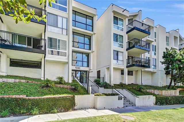 1340 S Beverly Glen Blvd Unit 113, Los Angeles, CA 90024 - photo 1