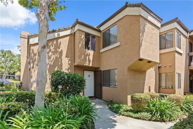 16962 Westwood Ln Unit 19, Huntington Beach, CA 92647 - photo 2