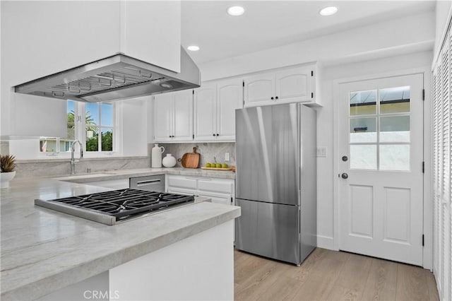 2045 Commodore Rd, Newport Beach, CA 92660 - photo 10