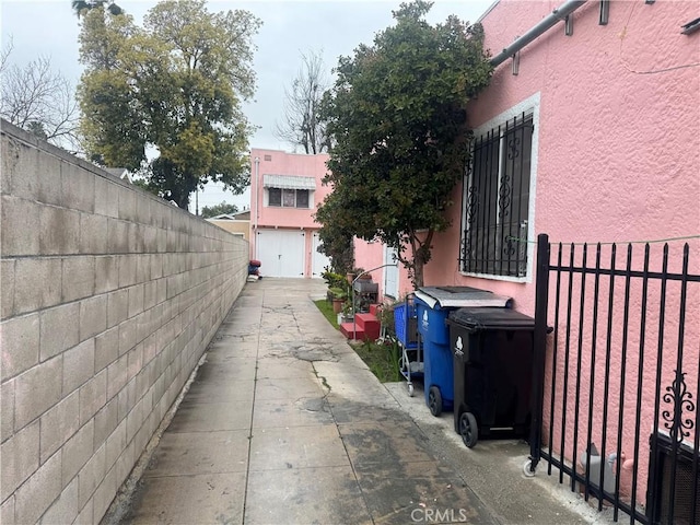 529 W 56th St, Los Angeles, CA 90037 - photo 4