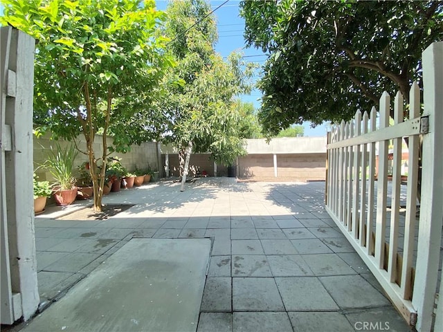 1423 Orchard Ln, Ontario, CA 91764 - photo 23