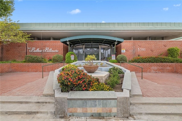 5301 Balboa Blvd Unit D9, Encino, CA 91316 - photo 1