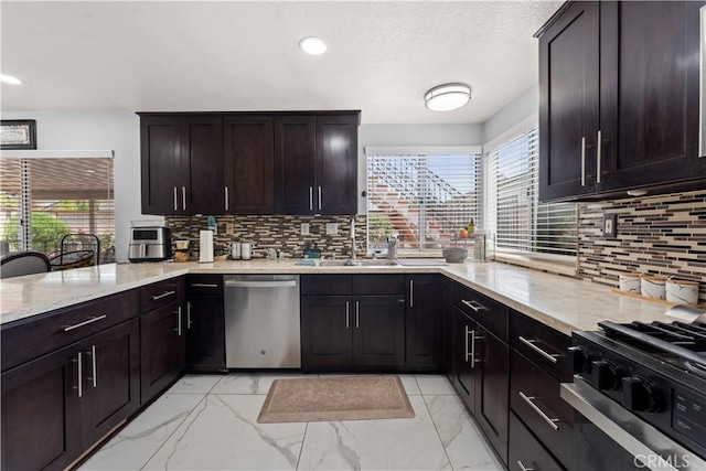 911 Homestead Rd, Corona, CA 92878 - photo 14