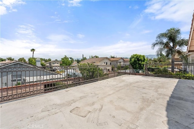 911 Homestead Rd, Corona, CA 92878 - photo 39