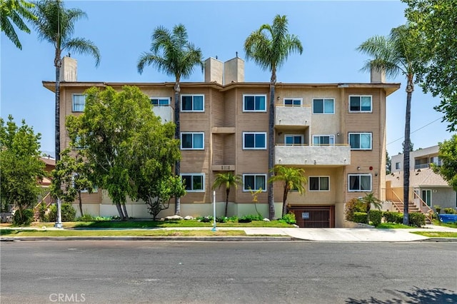 2310 N Fairview St Unit 208, Burbank, CA 91504 - photo 1