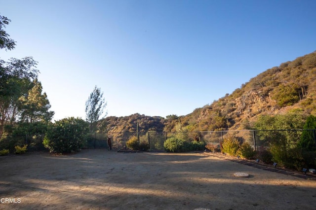 548 Live Oak Circle Dr, Calabasas, CA 91302 - photo 43