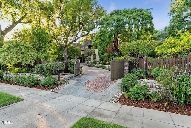 855 Old Mill Rd, Pasadena, CA 91108 - photo 2