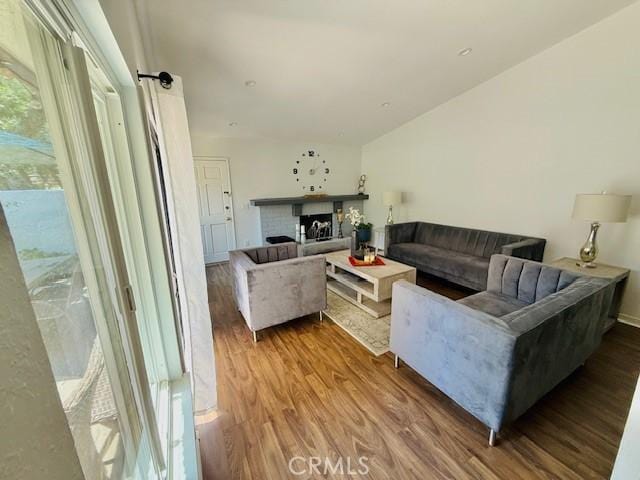 10068 Larwin Ave Unit 2, Chatsworth, CA 91311 - photo 4