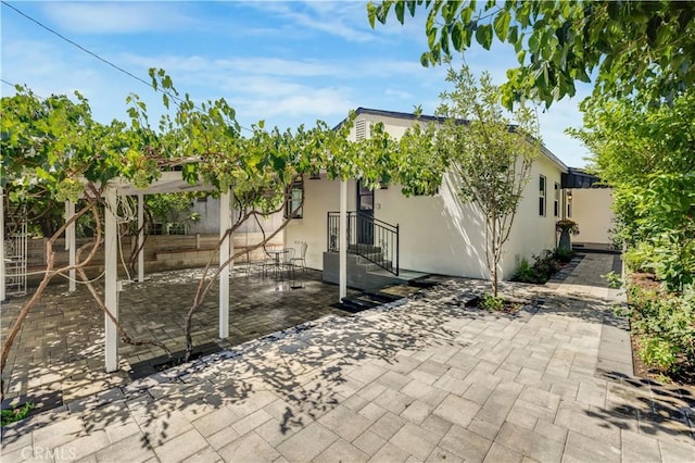 7611 Yates St, Tujunga, CA 91042 - photo 1
