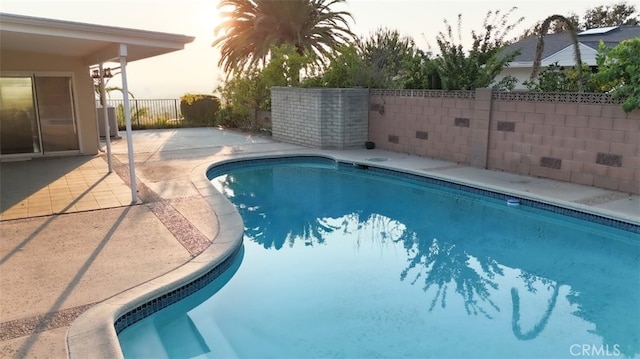 2651 Sleepy Hollow Pl, Glendale, CA 91206 - photo 12