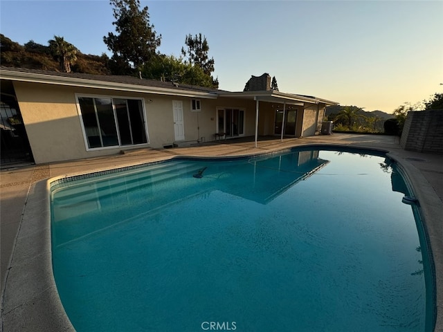 2651 Sleepy Hollow Pl, Glendale, CA 91206 - photo 40