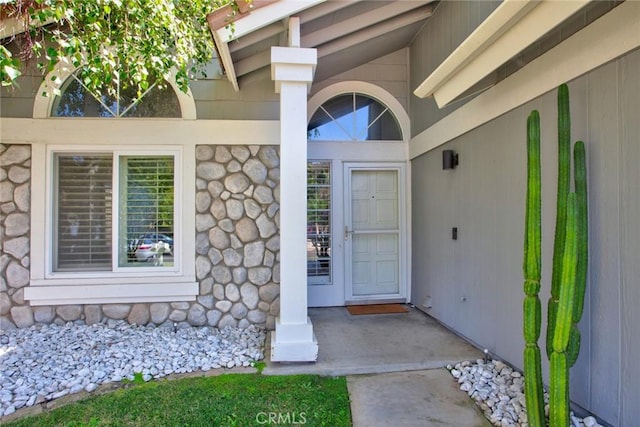 22508 Cardiff Dr, Saugus, CA 91350 - photo 2