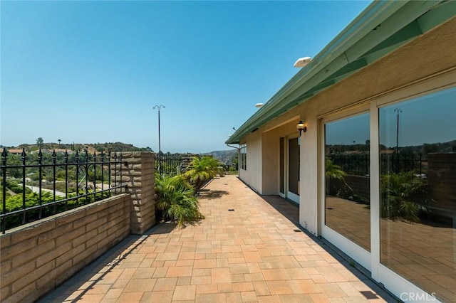 2251 El Arbolita Dr, Glendale, CA 91208 - photo 31