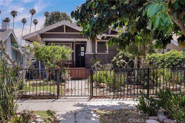 5008 S Van Ness Ave, Los Angeles, CA 90062 - photo 1