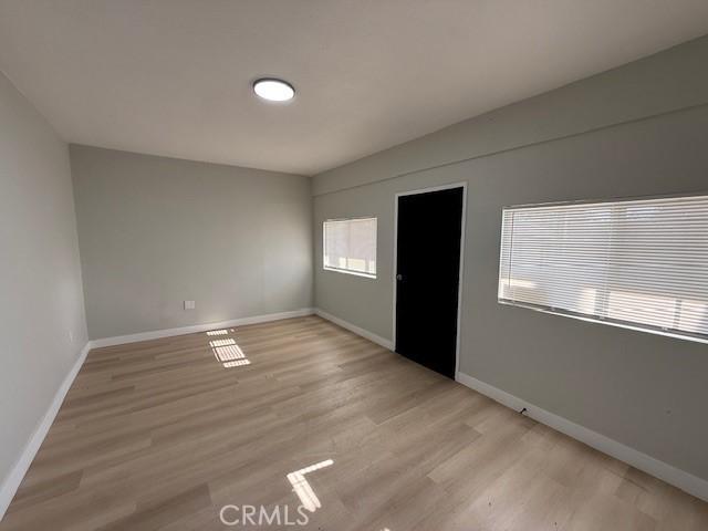7086 Elmwood Rd, San Bernardino, CA 92404 - photo 19