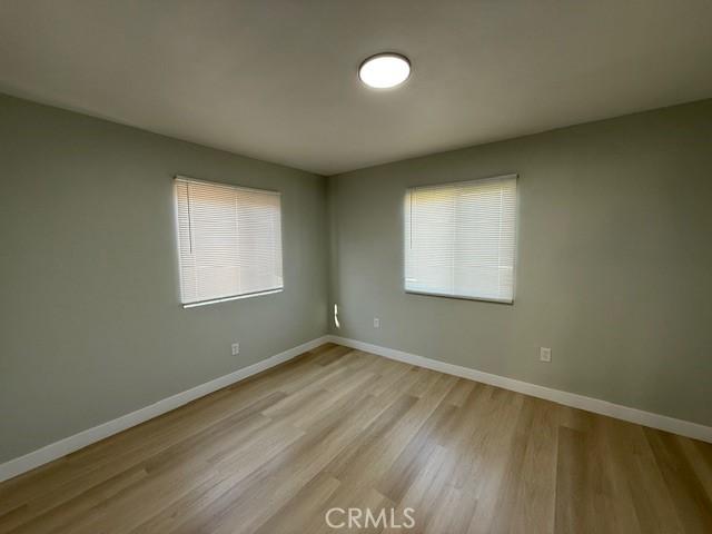 7086 Elmwood Rd, San Bernardino, CA 92404 - photo 17