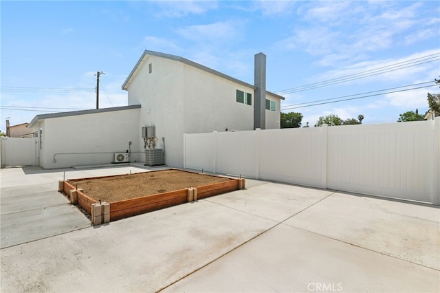 11062 Oneida Ave, San Fernando, CA 91340 - photo 44