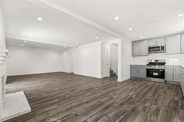 11062 Oneida Ave, San Fernando, CA 91340 - photo 14