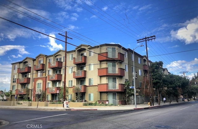 7551 Jordan Ave Unit 405, Canoga Park, CA 91303 - photo 22