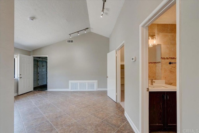 18434 Ramona View Dr, Ramona, CA 92065 - photo 3