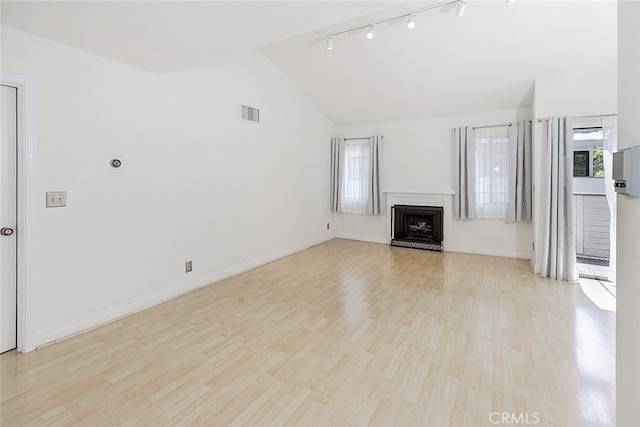 10504 Sunland Blvd Unit 5, Sunland, CA 91040 - photo 3