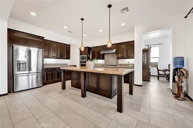 27642 Camellia Dr, Saugus, CA 91350 - photo 9