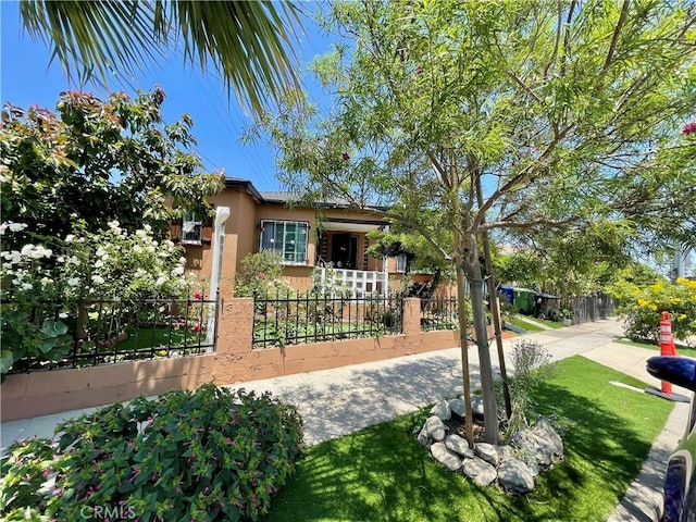 2609 Hyde Park Blvd, Los Angeles, CA 90043 - photo 1