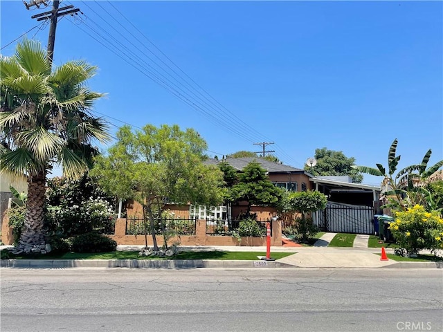2609 Hyde Park Blvd, Los Angeles, CA 90043 - photo 2