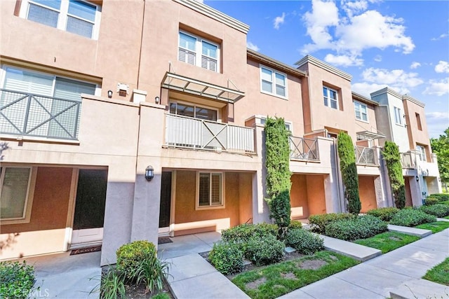 500 N Willowbrook Ave Unit L6, Compton, CA 90220 - photo 3