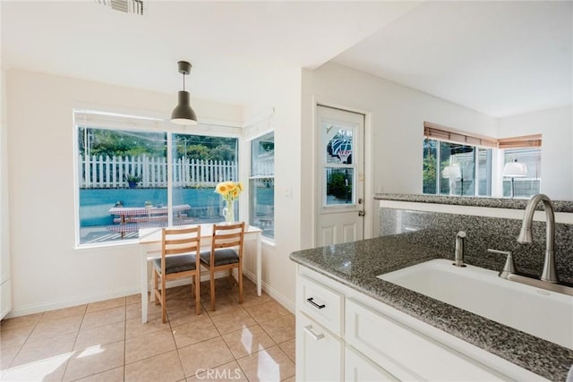 27224 Waterford Dr, Valencia, CA 91354 - photo 14