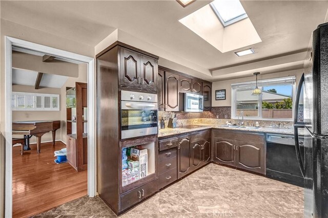994 N Cleveland St, Orange, CA 92867 - photo 15