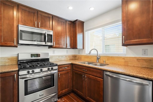18704 Vista Del Canon Unit E, Newhall, CA 91321 - photo 7