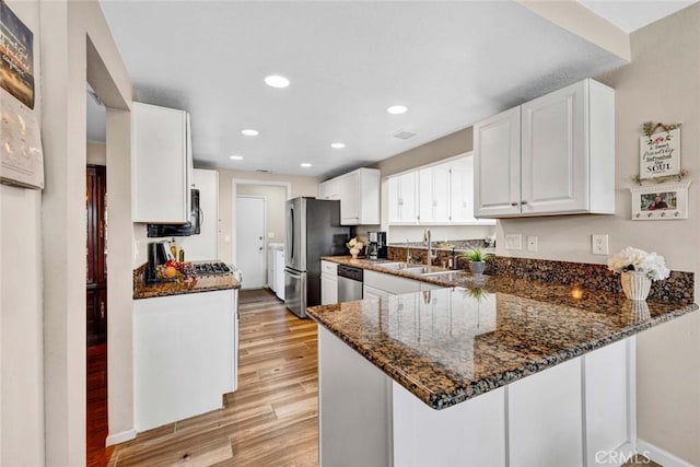 636 Longfellow Dr, Placentia, CA 92870 - photo 2