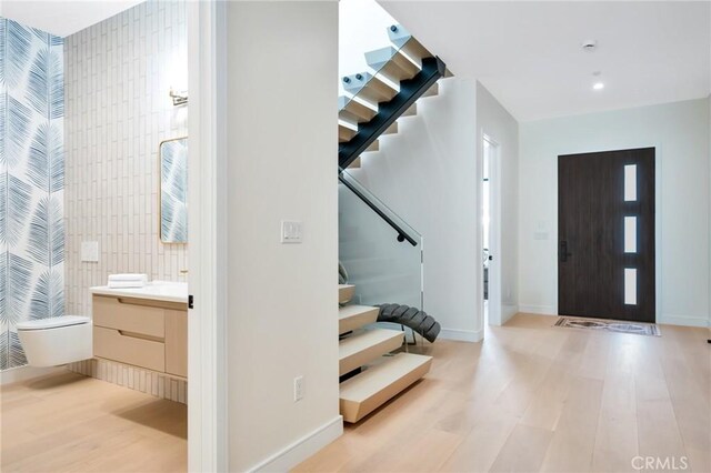 461 NW Chabela Dr, Manhattan Beach, CA 90266 - photo 4