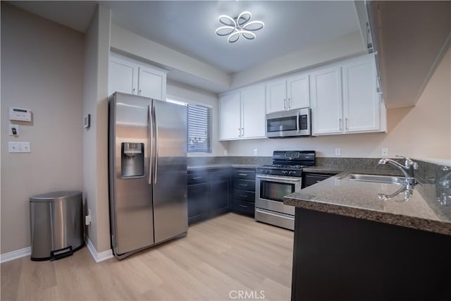 14554 Kittridge St, Van Nuys, CA 91405 - photo 8