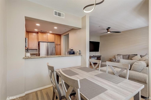 28561 Herrera St, Valencia, CA 91354 - photo 8