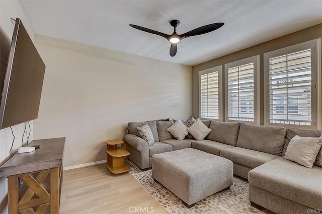 28561 Herrera St, Valencia, CA 91354 - photo 4