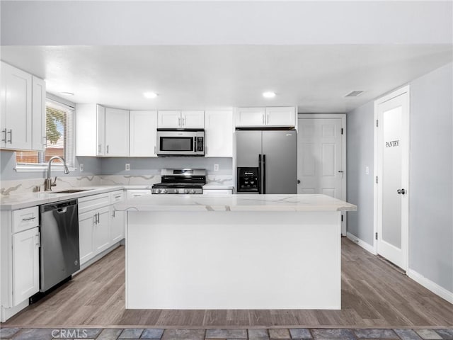 10833 Kiavan Rd, Apple Valley, CA 92308 - photo 2
