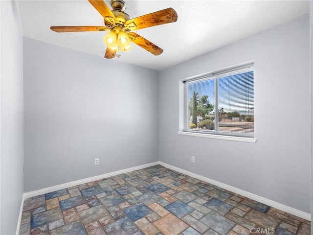 10833 Kiavan Rd, Apple Valley, CA 92308 - photo 12
