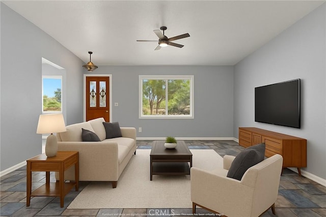 10833 Kiavan Rd, Apple Valley, CA 92308 - photo 3