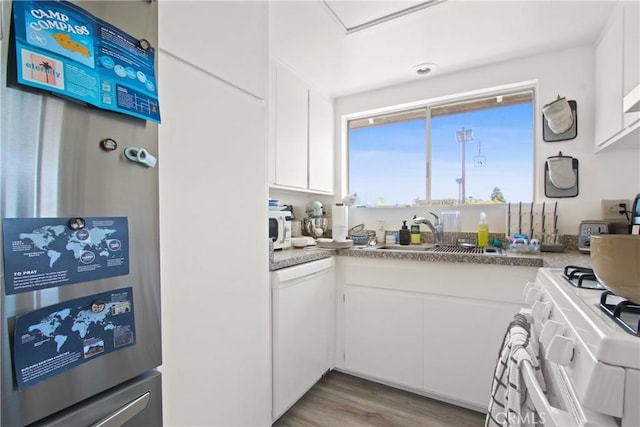 18702 Demion Ln, Huntington Beach, CA 92646 - photo 15