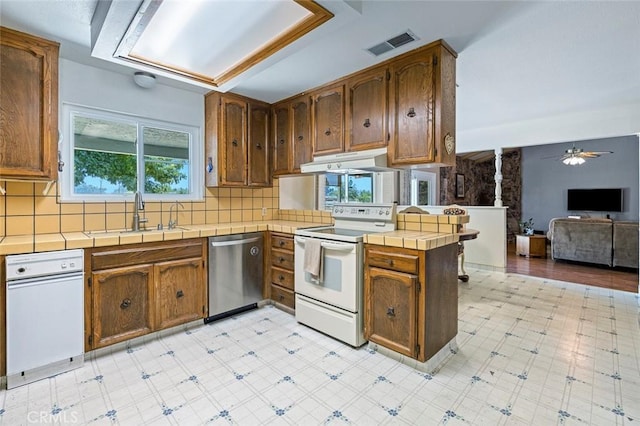 10858 N Armstrong Ave, Clovis, CA 93619 - photo 8