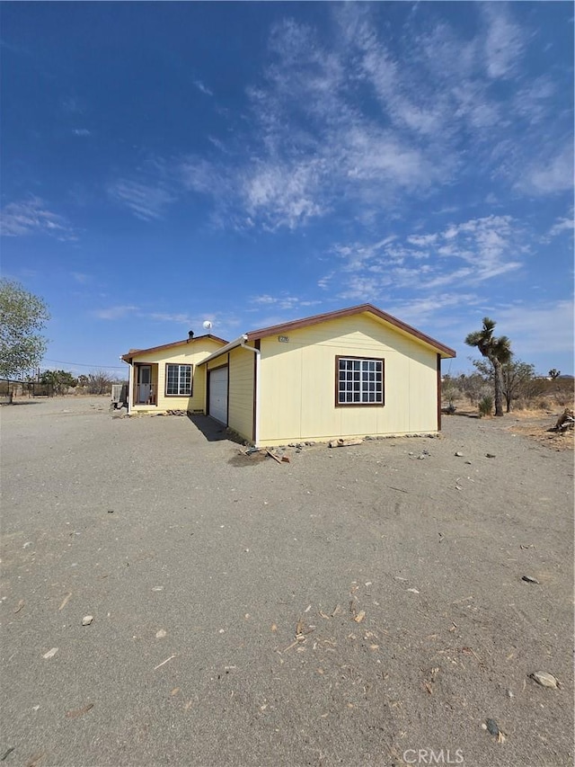 12285 Golden View Rd, Pinon Hills, CA 92372 - photo 4