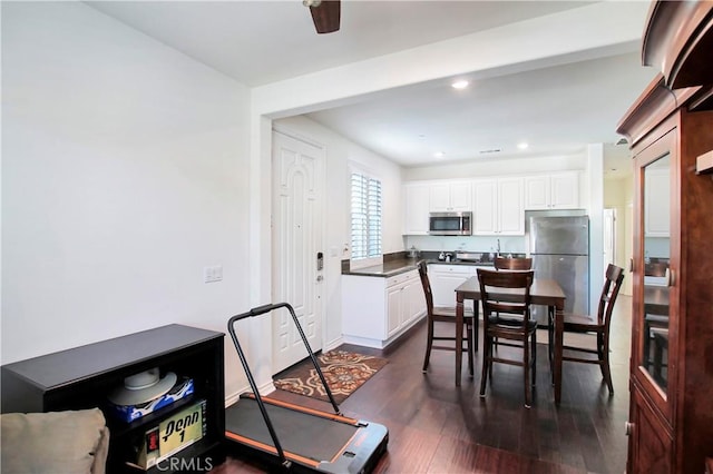 13122 Capricornio St, Riverside, CA 92503 - photo 5