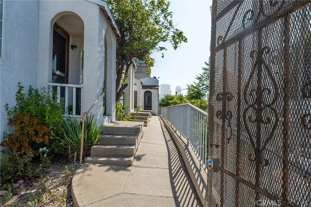 272 S Burlington Ave, Los Angeles, CA 90057 - photo 18