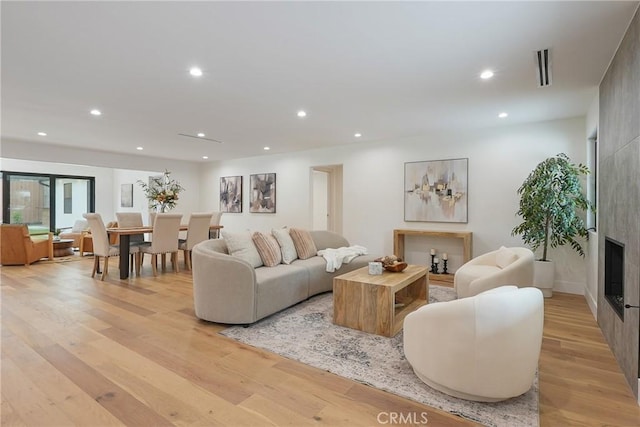 23240 Leonora Dr, Woodland Hills, CA 91367 - photo 4