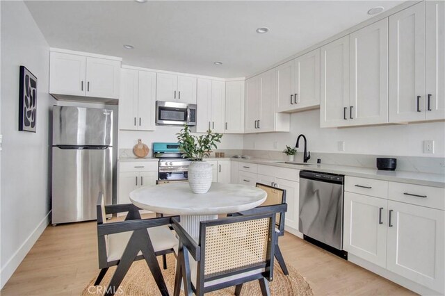 18406 Jovan St, Tarzana, CA 91335 - photo 23